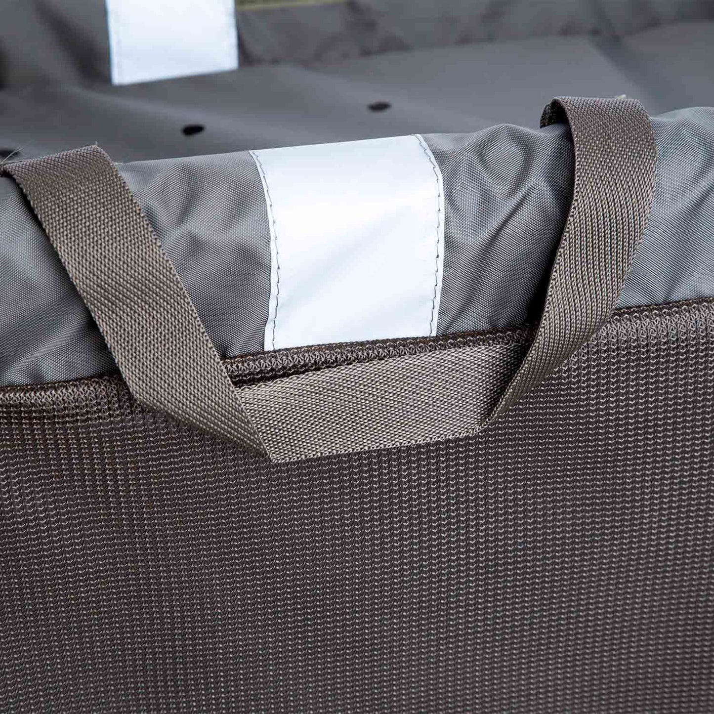 Bank-Tek Floating Weigh Sling mesh base and sides for water drainage