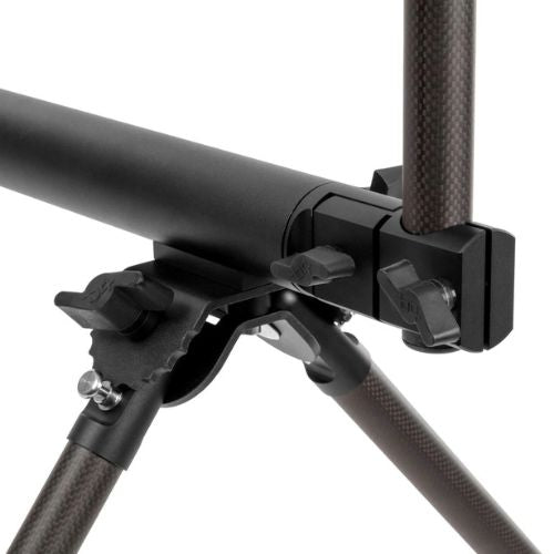 Fencl Rodpod Xtreme CNC-machined central joint detail with 3K carbon fibre body and leg connection