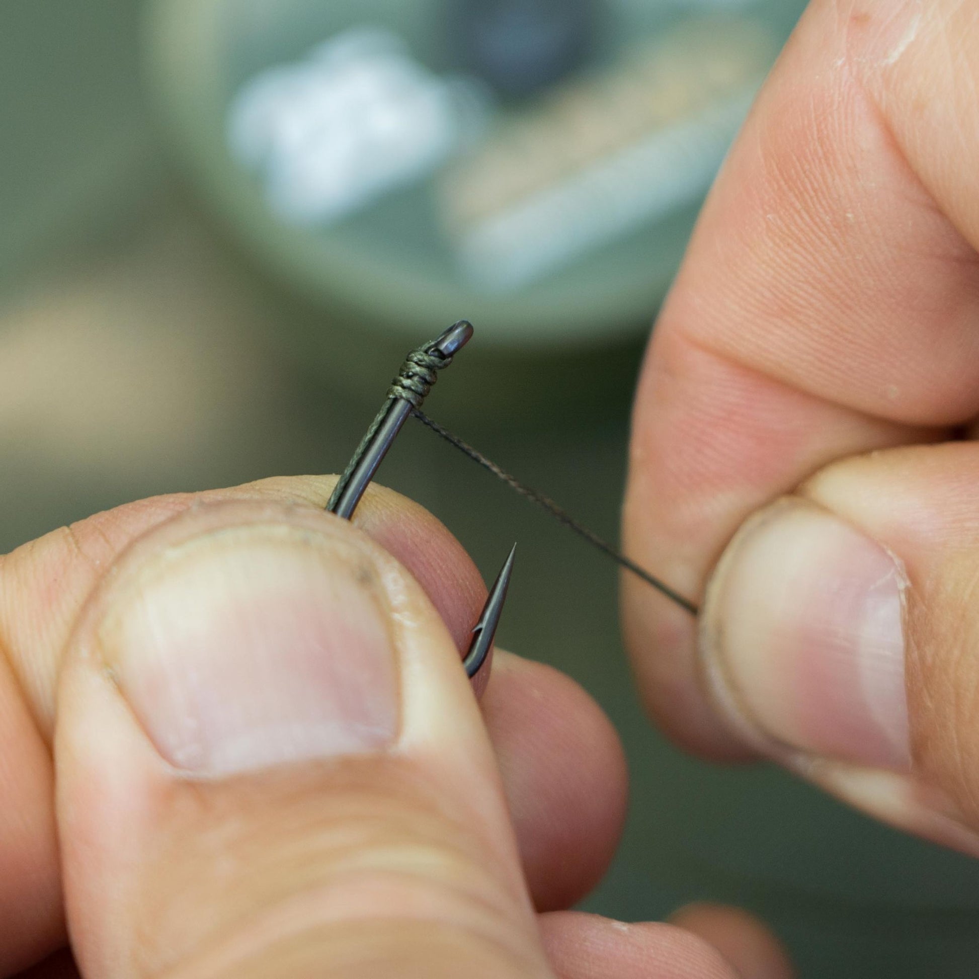 OMC AMMO Camo braided hooklink rig setup with hook for carp fishing