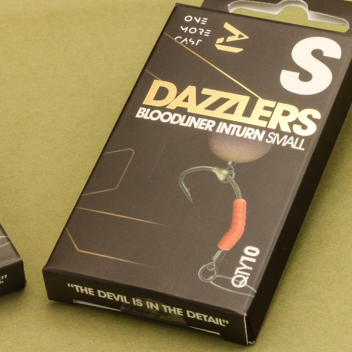 OMC Dazzlers Bloodliner Inturn small red 10 pack for size 8 hooks or smaller