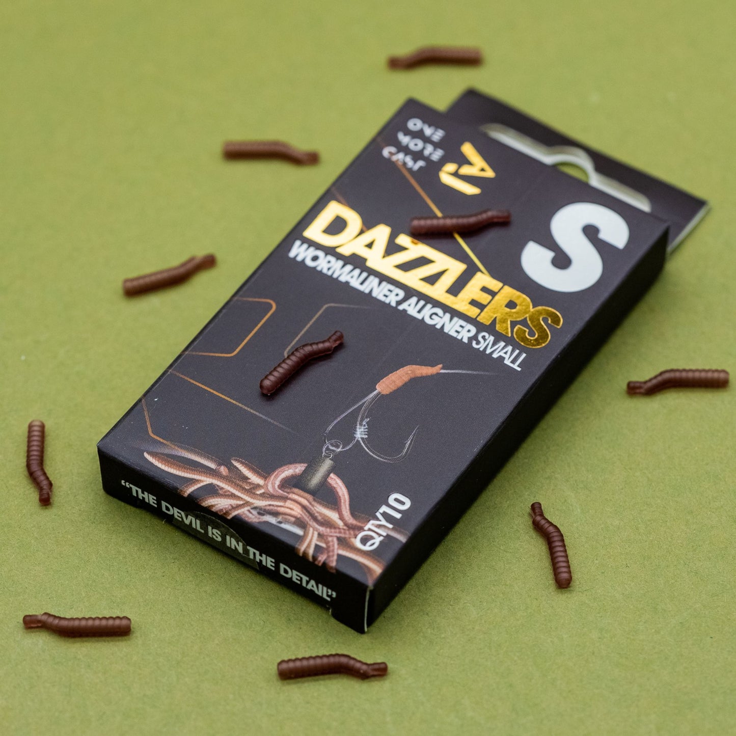 OMC Dazzlers Wormaliner Aligner small brown 10 pack for hook size 8 or smaller